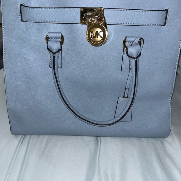 Michael Kors Hamilton Purse - Picture 2 of 9